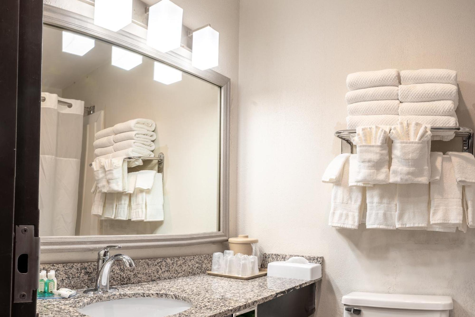 Quality Inn Milan-Sandusky Ngoại thất bức ảnh